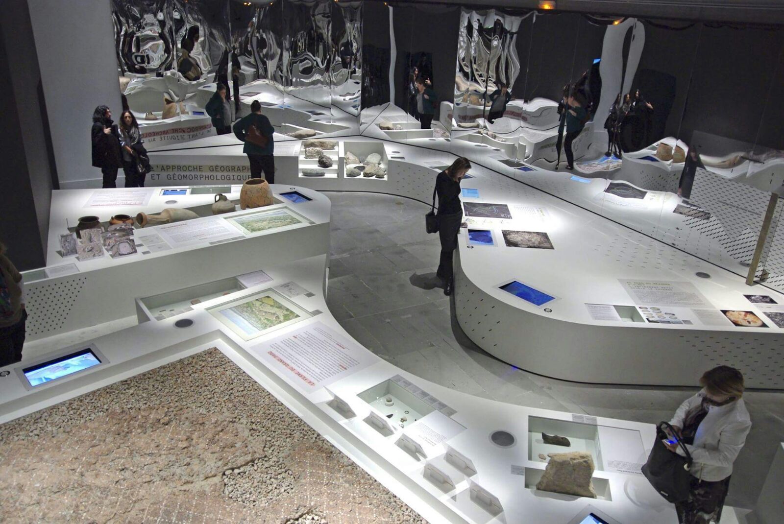 Exhibition design angle exhibits