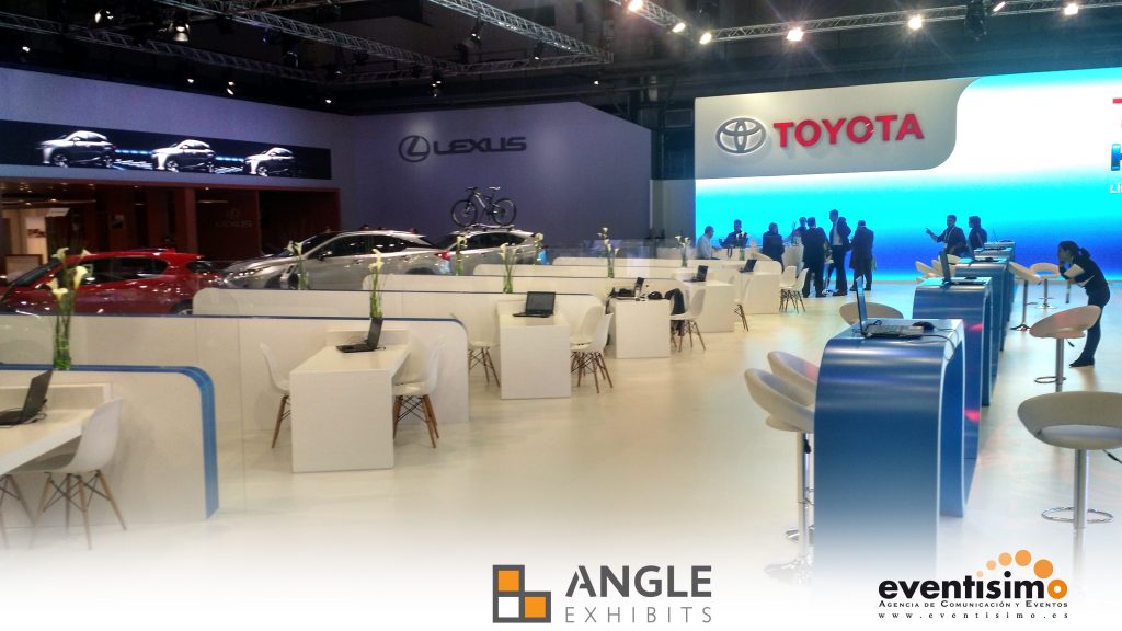 Angle Exhibits - Mostradores Toyota